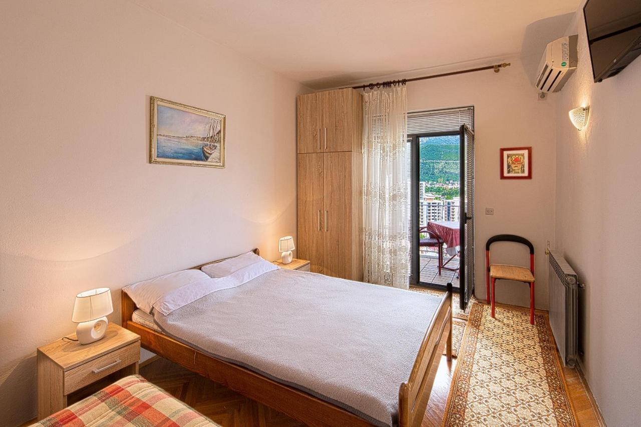 Madra Rooms And Apartments 부드바 외부 사진