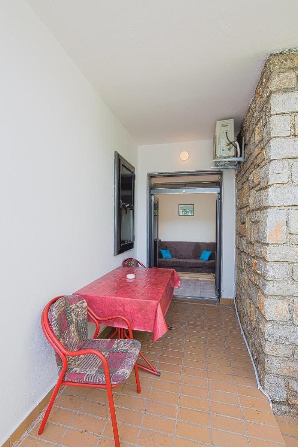Madra Rooms And Apartments 부드바 외부 사진